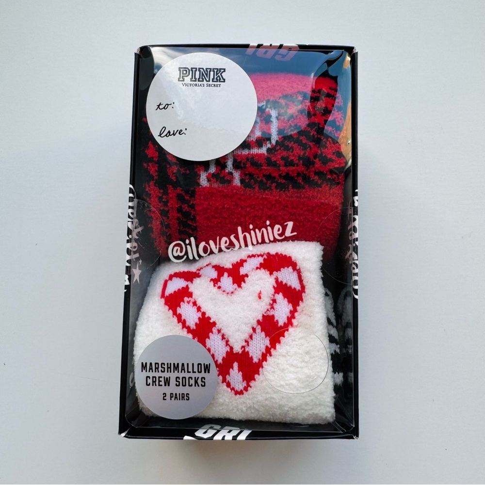 •Victoria's Secret PINK• Marshmallow Crew Socks 2-Pair Holiday Gift Set OS